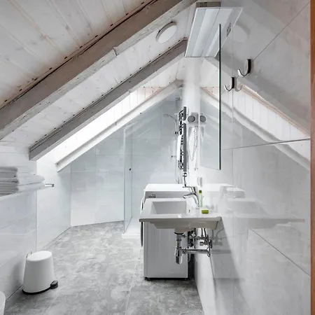 Apartment Small Attic In Old Town